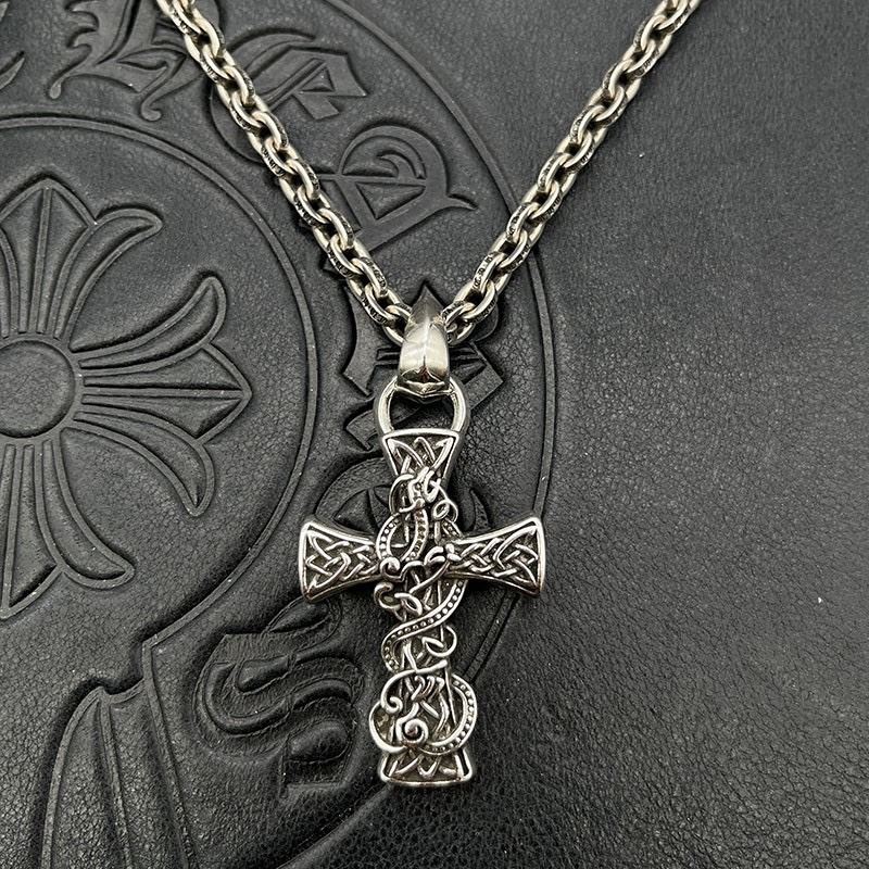 Ch**me He**ts necklaces